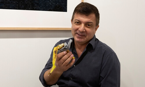  Artist eats $120,000 piece of art: a banana taped to wall 