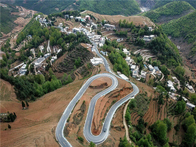  China