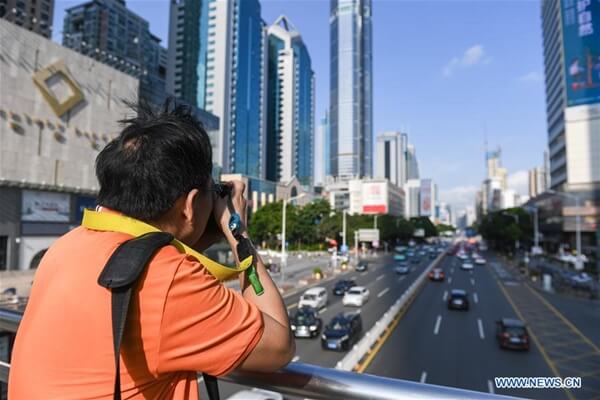  Rapid change of Shenzhen documented by correspondent with photos