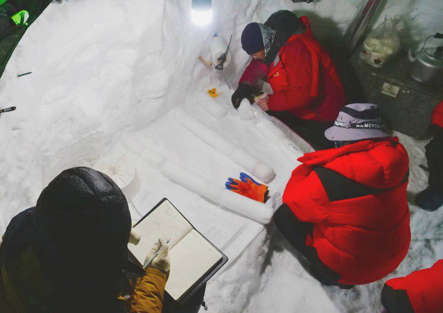 Glacial ice core drilled on Qinghai-Tibet Plateau drives Chinese research