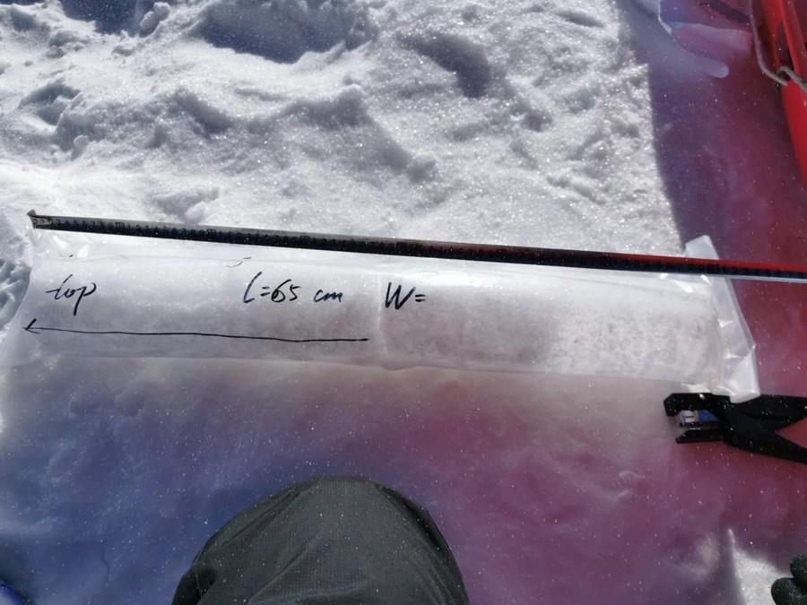 Glacial ice core drilled on Qinghai-Tibet Plateau drives Chinese research