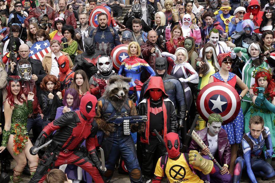 London comic con attracts lots of fans