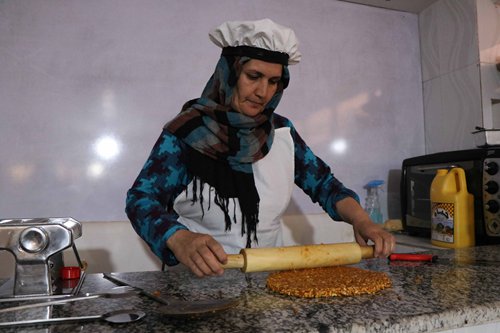  UAE expats taste Ramadan traditional sweets, sense of home 