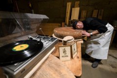  Swiss experiment with sound to make cheese tastier 