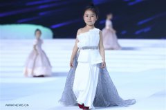 A glimpse of China Fashion Week in Beijing