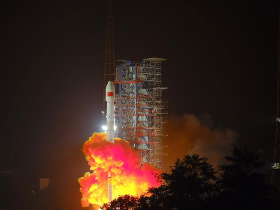 China launches new mobile telecommunication satellite