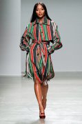  Paris cheers Naomi Campbell and Nigeria’s rising fashion star 