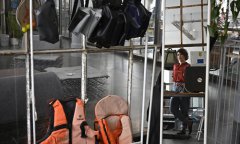  Refugee boats serve new life as bags in Berlin 