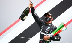  Hamilton overtakes Schumacher with record 92nd F1 win 
