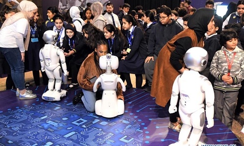  Kuwait launches Robotics, AI Festival 