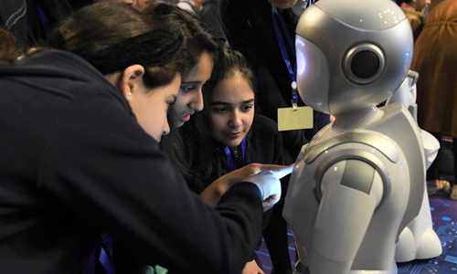  Kuwait launches Robotics, AI Festival 