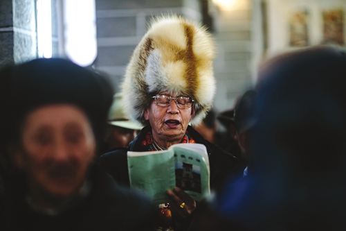  Shangri-La Tibetan village enjoys the holidays with harmony 