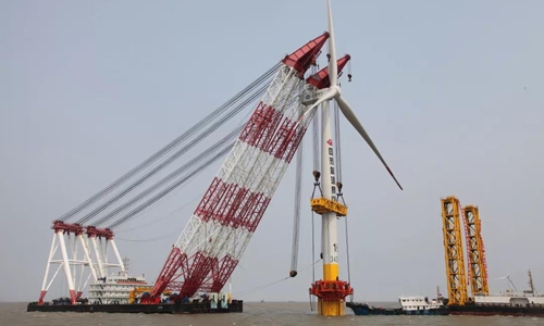  China uses 1st offshore wind turbine with foreign investment 