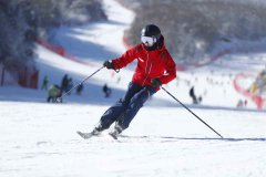 China’s winter sports industry expects need of over 20,000 professionals 