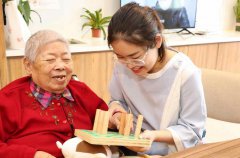China's elderly care market boosts rapid industrial development 