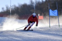 China's national alpine skiing team trains in Chongli, Hebei