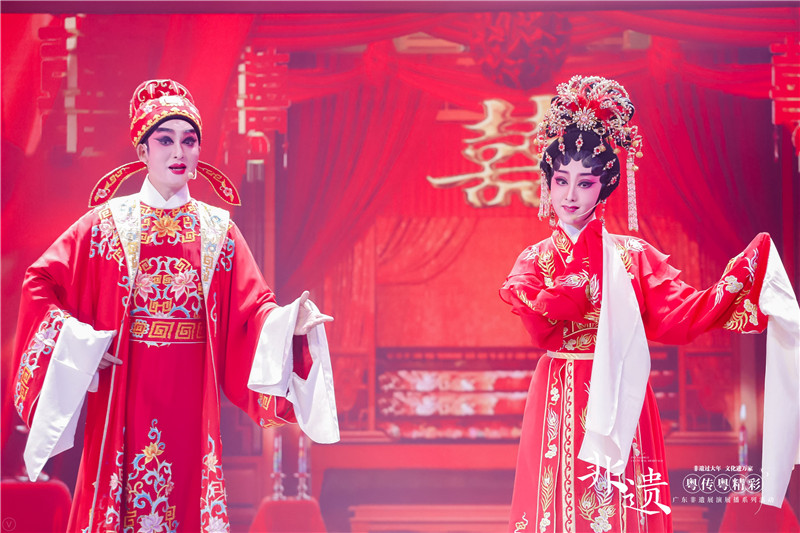 Evening gala held to demonstrate intangible cultural heritage and celebrate CNY