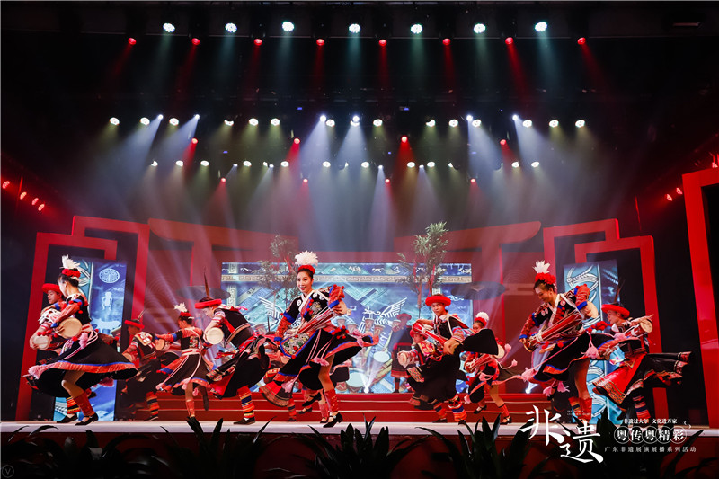 Evening gala held to demonstrate intangible cultural heritage and celebrate CNY