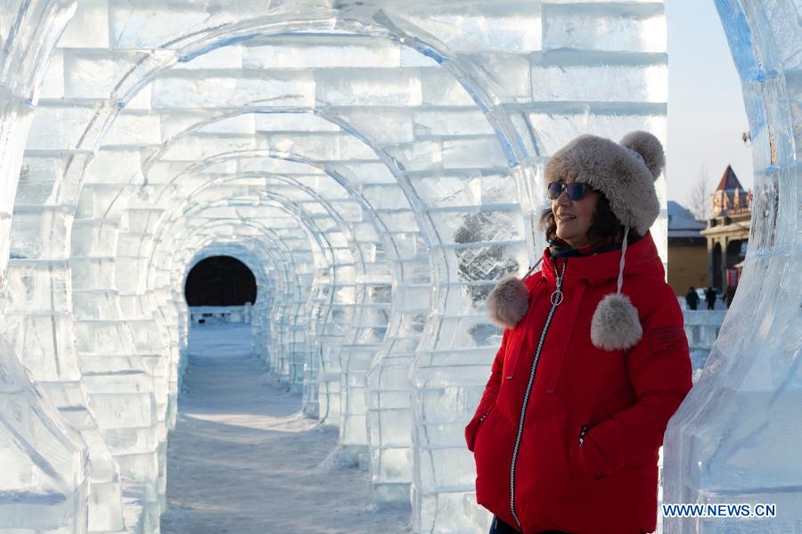 Chinese tourists prefer short