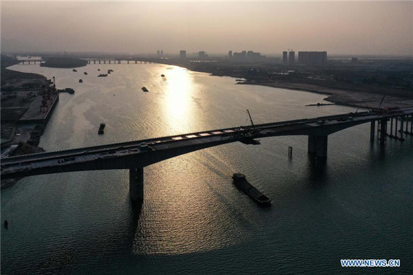 Beijiang Super Major Bridge join together in Guangdong