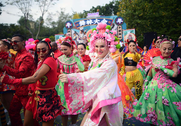  Over 300 activities for citizens to celebrate the CNY in GZ