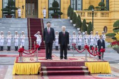  Xi calls for strengthened Vietnam ties