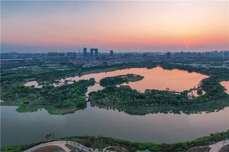 Guangzhou sees over ten million tourists during CNY holiday