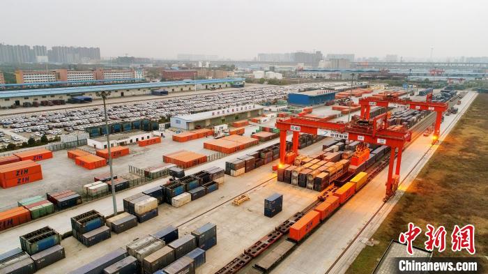 China-Europe Railway Express brings more foreign products to inland China