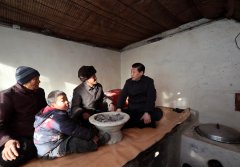 Xi leads fight against poverty