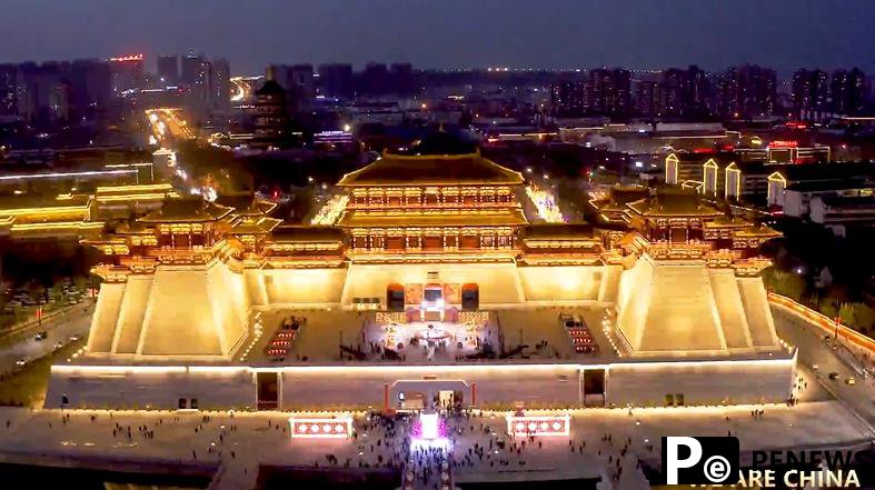 ‘Tang Palace’ lights up the night in Luoyang, C China’s Henan