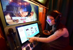 Fewer young customers, more middle-aged and elderly people going to China's KTV clubs
