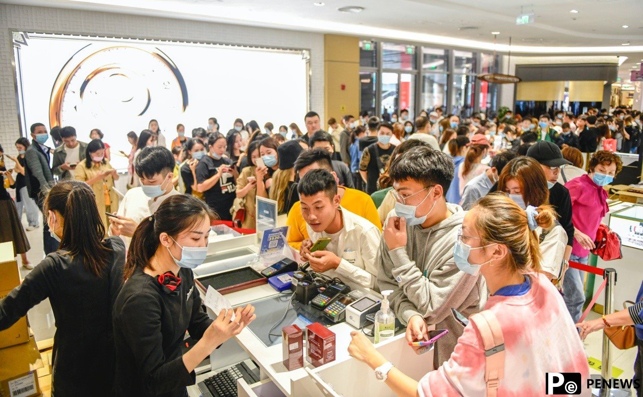 Earn to spend: How consumption view of young Chinese differs from that of older generations