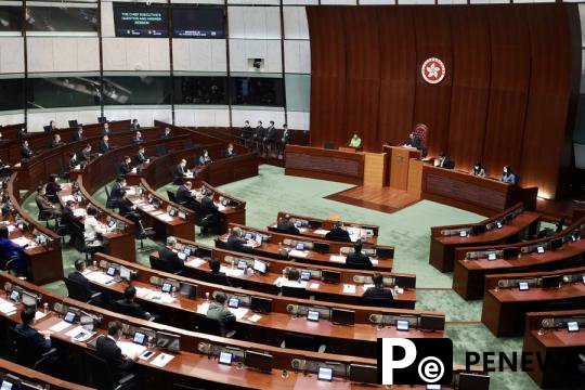  Industry leaders back HK reforms
