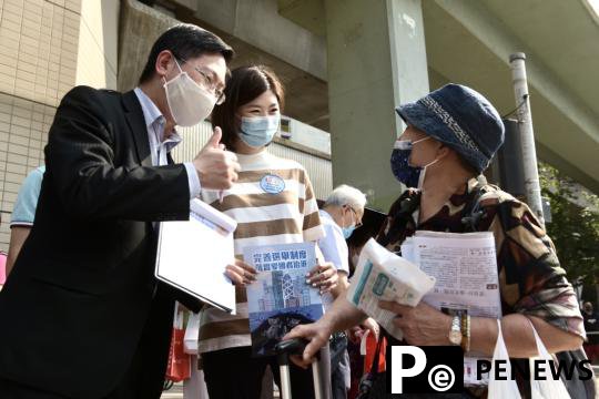  Signatories support HK election changes