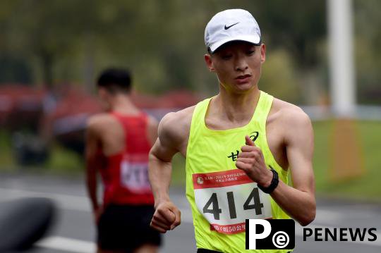  Chinese race walker Luo claims title at emotional Olympic trials