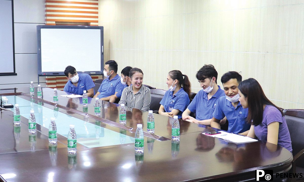Xinjiang workers enjoy full freedom and benefits working in Guangdong, academics find through 9-month-long field study