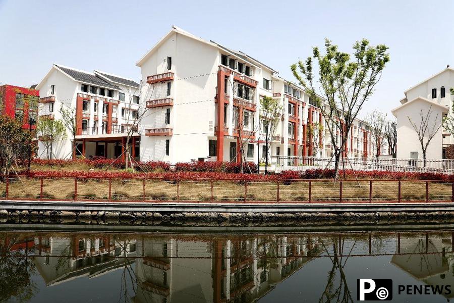 China endeavors to create more comfortable living environment for people by expediting urban renewal