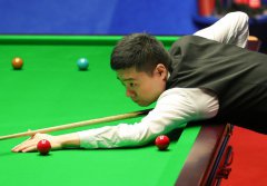 China's Ding loses decider in first round at Snooker World Championship