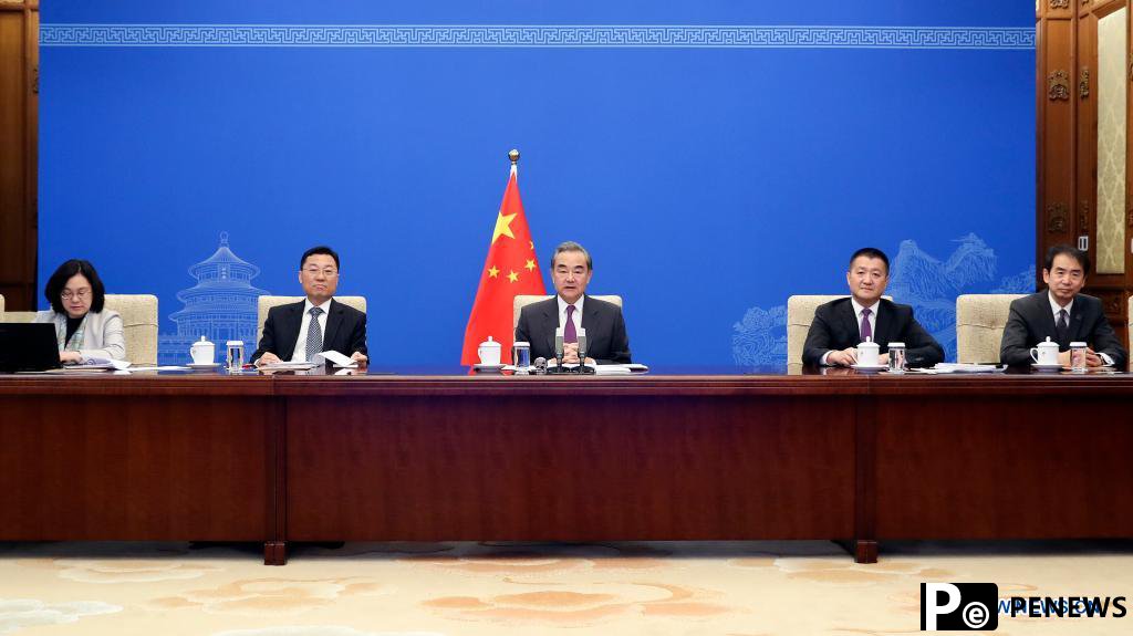 Wang Yi puts forward five suggestions to U.S. on bilateral ties