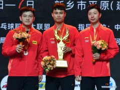 Underdog Zhou ends China's table tennis simulation in heroic fashion