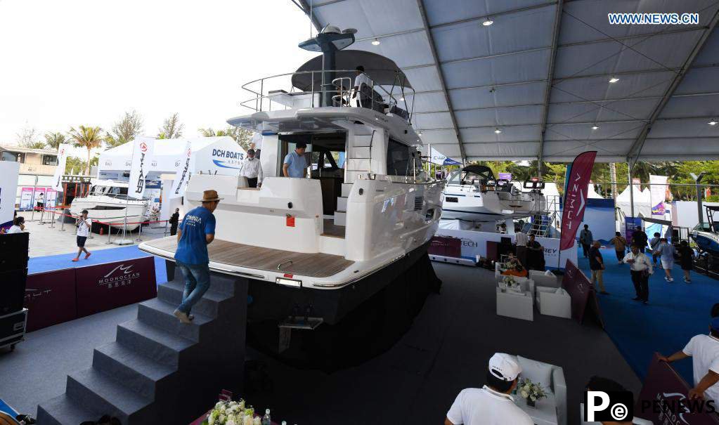 Yacht show opens at first China International Consumer Products Expo