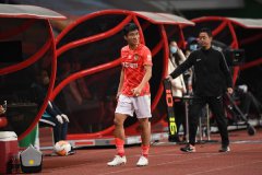  Guangzhou FC veteran Zheng Zhi to quit if standards drop