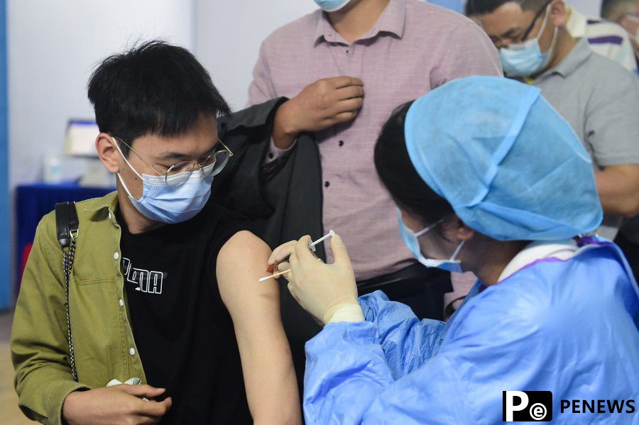 China hits 400 mln vaccine doses following recent COVID-19 outbreaks
