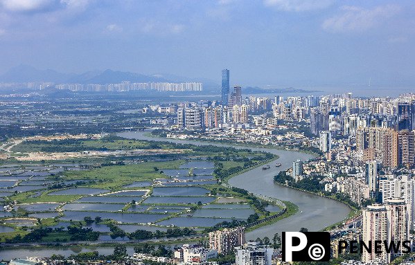  Shenzhen hires 4 Hong Kong residents as civil servants