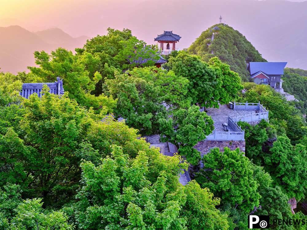 Greening Wangwu Mountain in central China