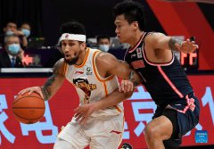 Guangdong rallies past Shenzhen for 6th straight win, Xinjiang snaps skid