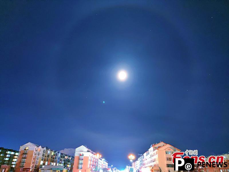 Lunar halo seen in China