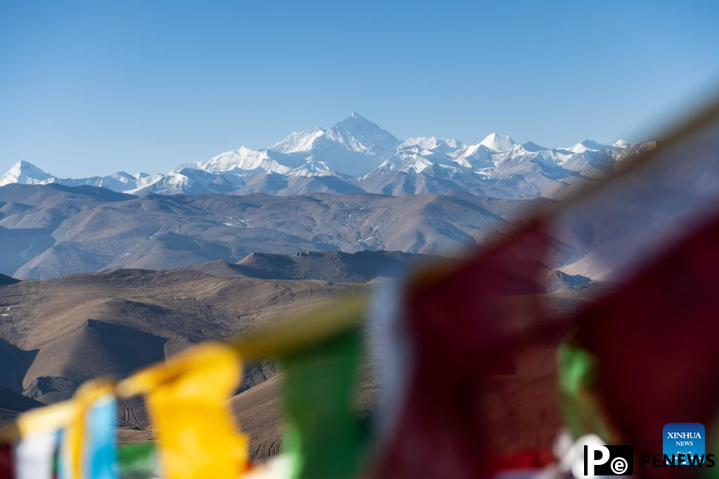 In pics: view of Mount Qomolangma