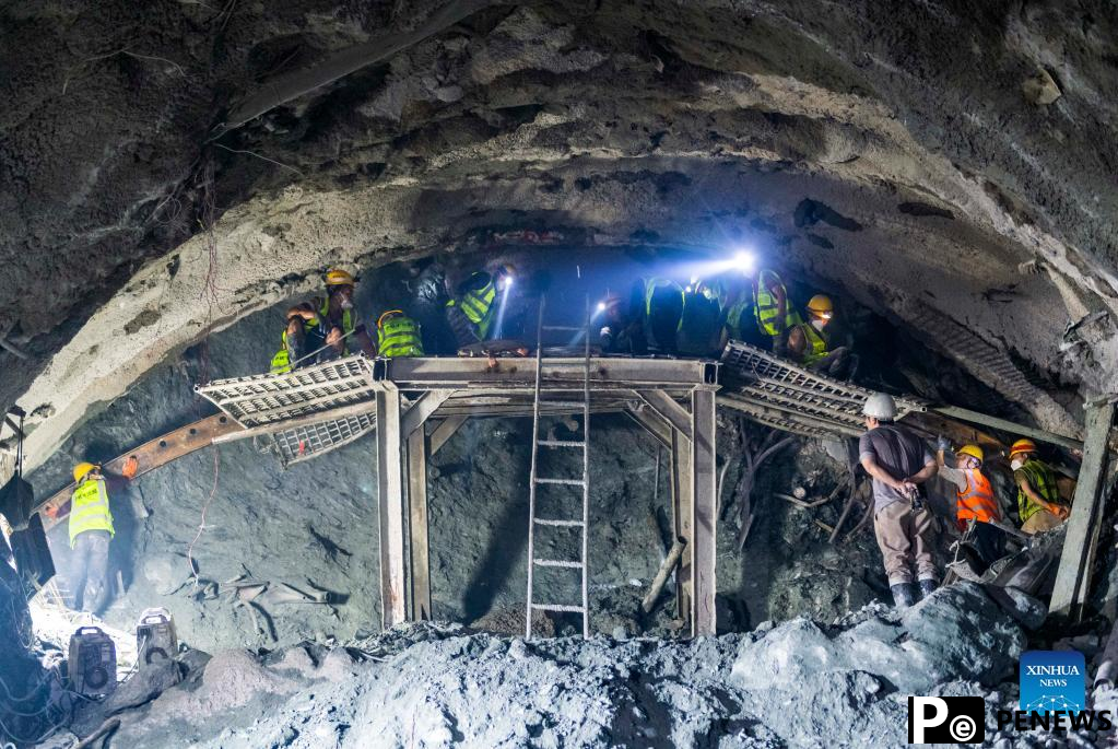 In pics: Lijiang-Shangri-La railway under construction