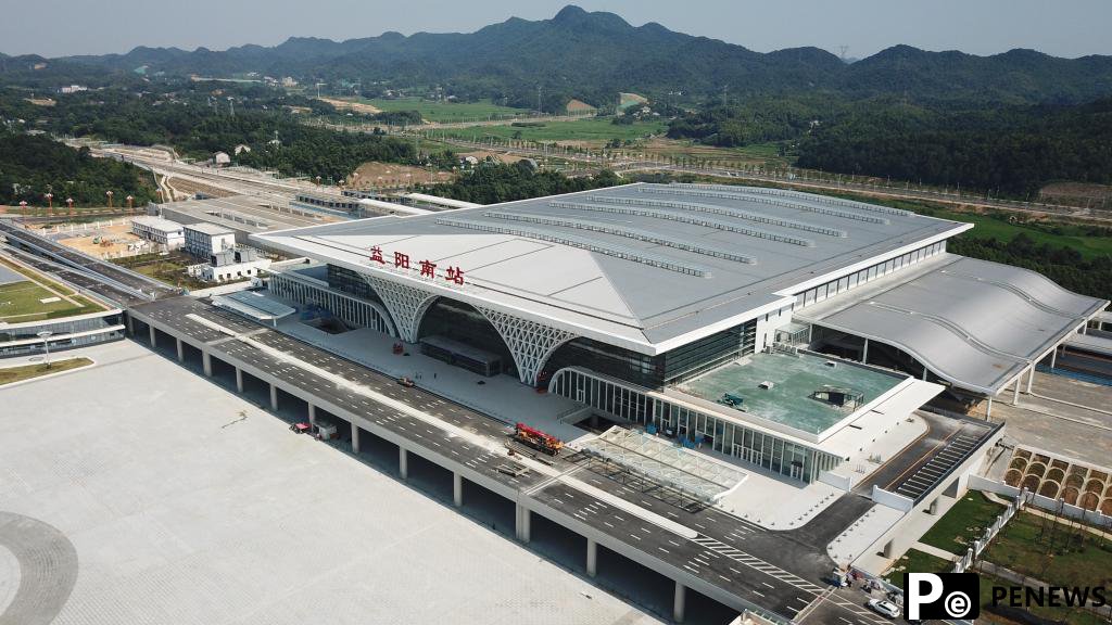 Yiyang-Changsha section of Changde-Yiyang-Changsha high-speed railway to open to traffic